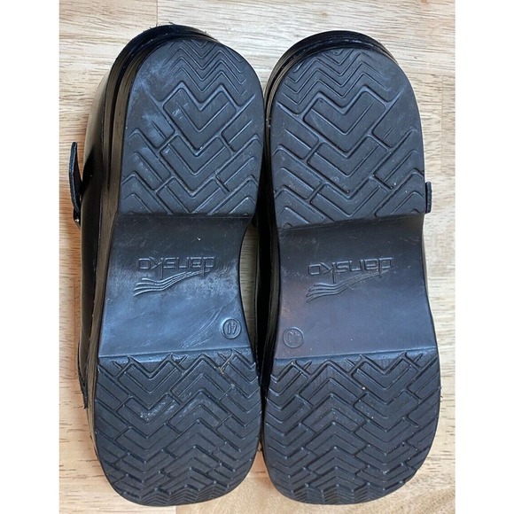 Dansko Women’s Size 40/US 9.5-10 Black Leather ‘Marcelle’ Mary Jane Comfort Clog - Picture 9 of 15